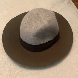 Women’s Wool Hat